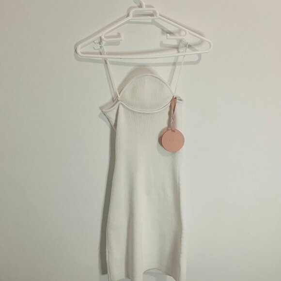 Alexis Giasa White Mini Dress - Strapless Neckline with Sculptural Curve Size S - Picture 11 of 14